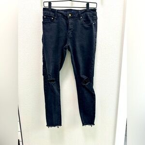 Women's Vins Me Black Jeans - Size 9 (Missing Button)